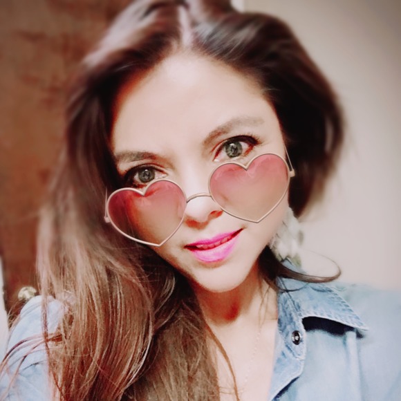 luvria